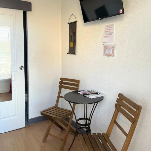 Hotel Le Carnon Luaran gambar