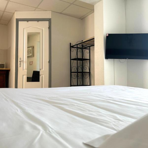 Hotel Le Carnon Luaran gambar