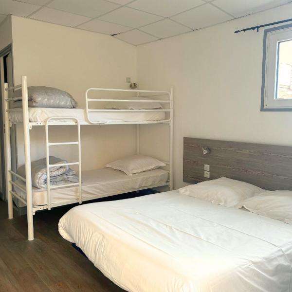 Hotel Le Carnon Luaran gambar
