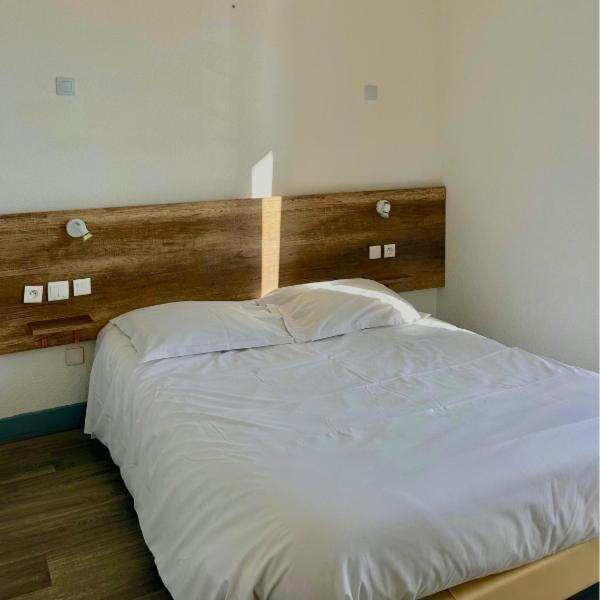 Hotel Le Carnon Luaran gambar